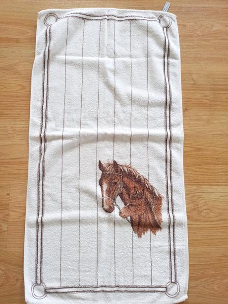 Ručník 90x48cm koně,