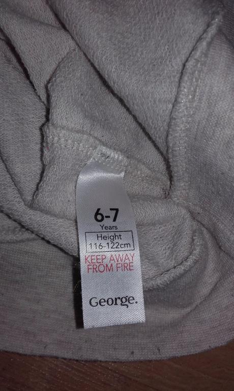 Mikina moshi monster, 116