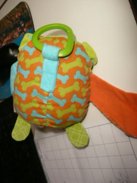 Hračky mimi spirála knížka šustivá kostky kousátko,