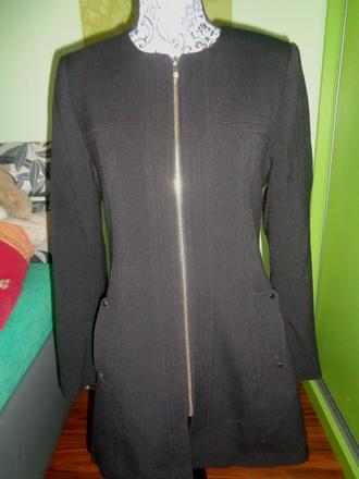 Luxusní černý kabát, f&f,36