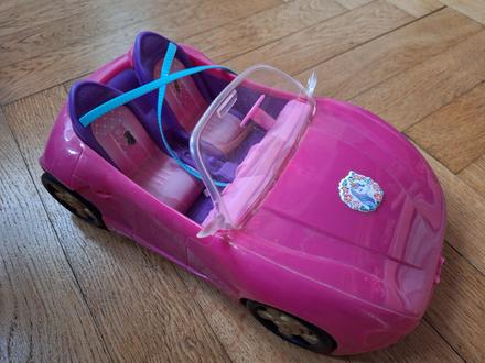Barbie auto kabriolet, 
