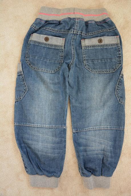 Džíny, next,104