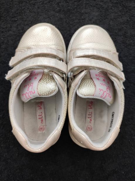 Zlaté boty vel. 26, nelli blu,26