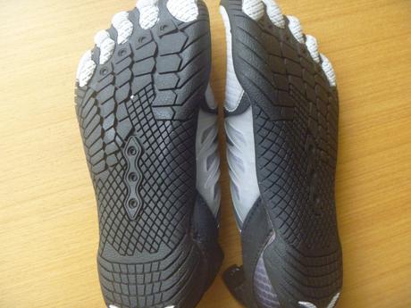 Nové barefoot šedočerné tenisky vel. 31, 31