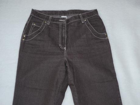 Hnede dzinove 3/4 kalhoty s ohrnutymi lemy, 42