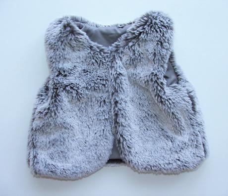 M327 dívčí chlupatá vestička vel. 62, george,62