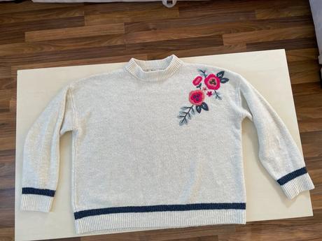 Svetr s květinou, vel 22/5xl i volně méně, tu woma, 5xl
