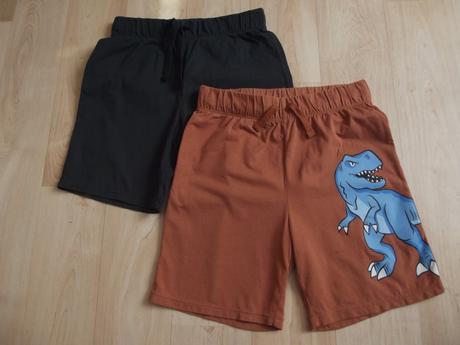 Šortky v.134, h&m,134