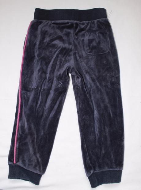 Af3. sametové tepláky 1,5-2 roky, early days,86