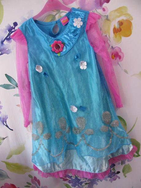 Karneval-krásné šaty trolls,