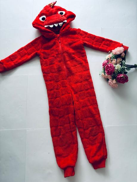 Ob/ overál drak - v.4/5 let, f&f,110