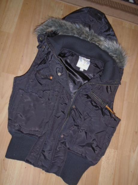 Vesta s kožíškem vel 158 - s, 158