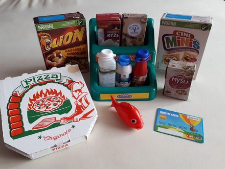 Dětská pokladna rappa a české peníze, 