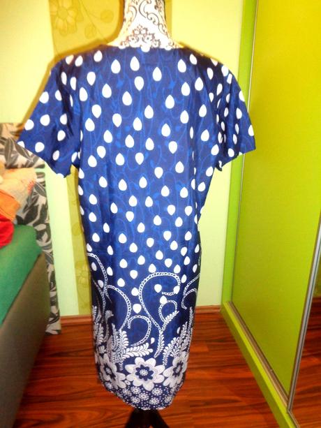 Krásné modré chladivé šaty, xl