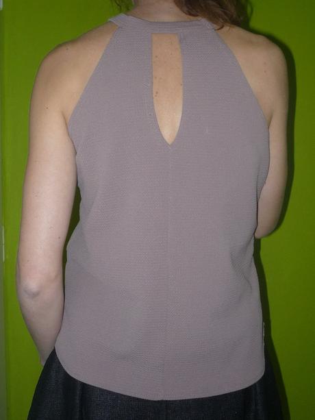 Světle čokoládový crop top, l