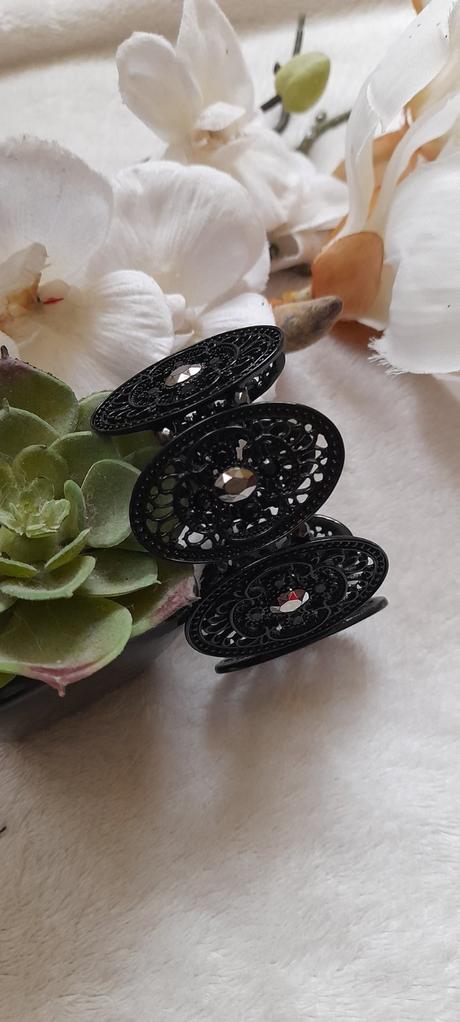 Elastický společenský náramek s kamínky, orsay