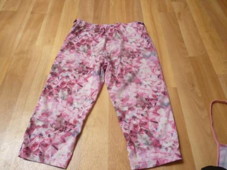 3/4 sportovní legíny vel.11-12, 152