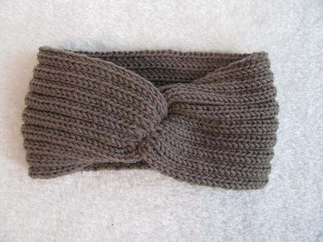 Dámská, dívčí hnědá čelenka na zimu, 58