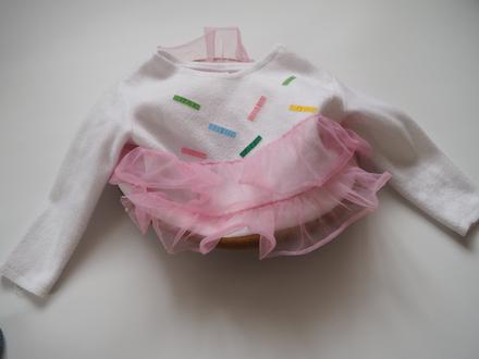 Kostým dortík vel 104, 