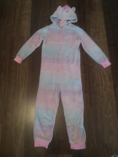 Overal na spaní jednorožec, h&m,134