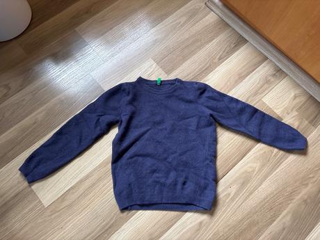 Svetřík, benetton,122