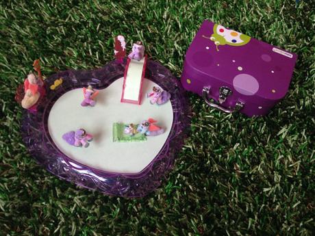 Filly konicci a kluziste s doplnky, 