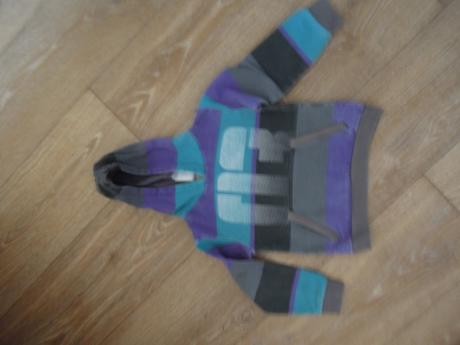 Mikinka s kapuckou, c&a,104