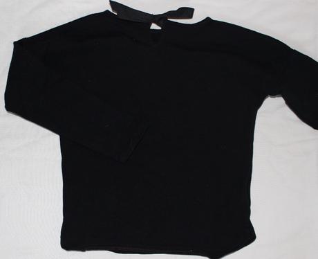 Va15 slabší mikina/teplejší triko 7-8 let, 128