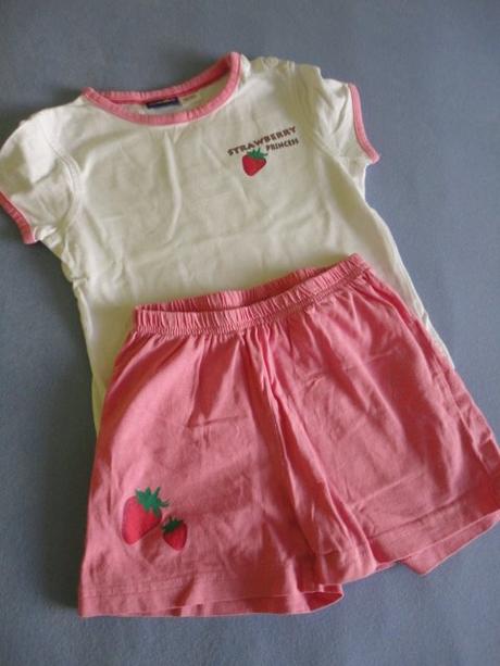 Soupravička nebo pyžámko, vel. 1,5-2 r. celkem, lupilu,92