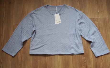 Dámský svetr hailsy vel.xl nový, xl