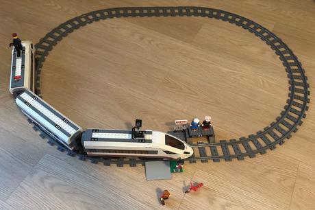 Lego city vysokorychlostní osobní vlak 60051,