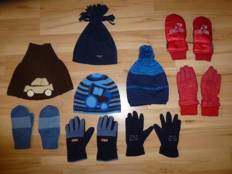 Čepice, rukavice, nákrčník, 128