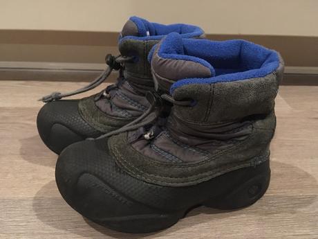 Snehule columbia, columbia,26