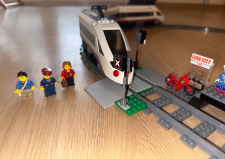 Lego city vysokorychlostní osobní vlak 60051,