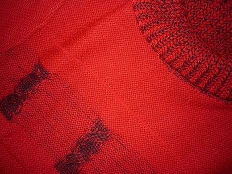 Teplý červený rolák svetr vel m, m