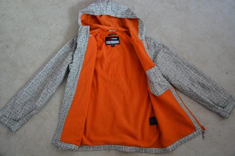 Přechodová bunda, 152