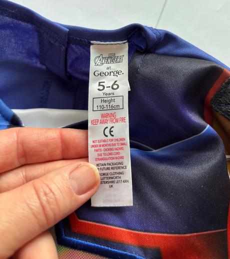 An2/ kostým capitan america - v.5/6 let,