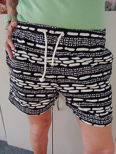 Šortky zn."h&m" vel."m", h&m,m