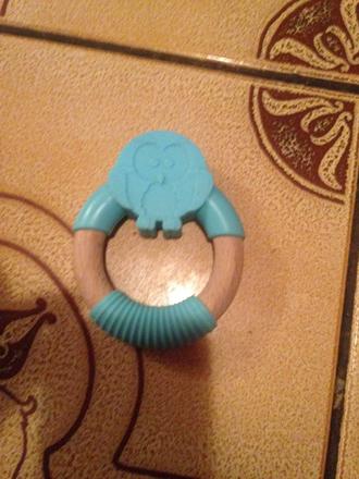 Dřevěné kousátko sovička, 