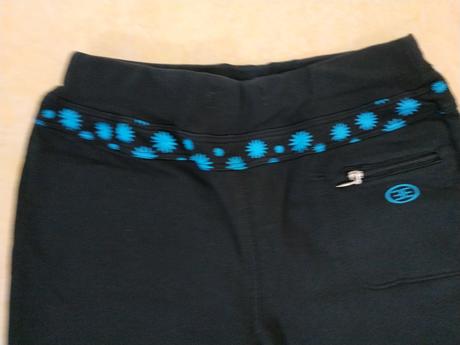 Tepláky vel.128, 128