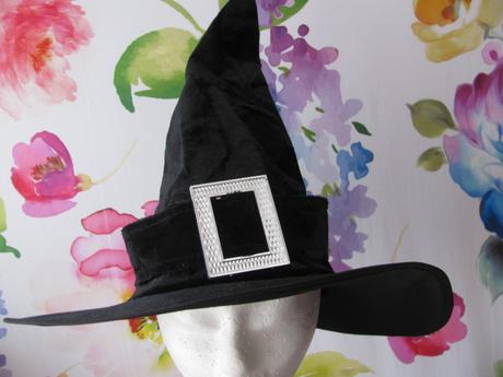 Karnevalový klobouk pro čarodějku halloween,