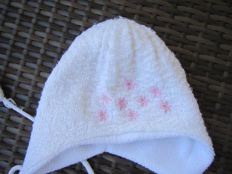 2x teplé čepičky s hviezdičkama, šále 80-92, 80