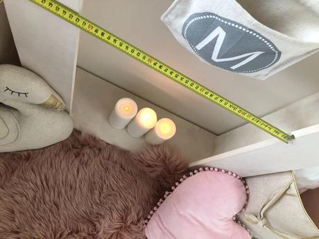 Krb římsa konstrukce rám topeniště bílá konzole, 