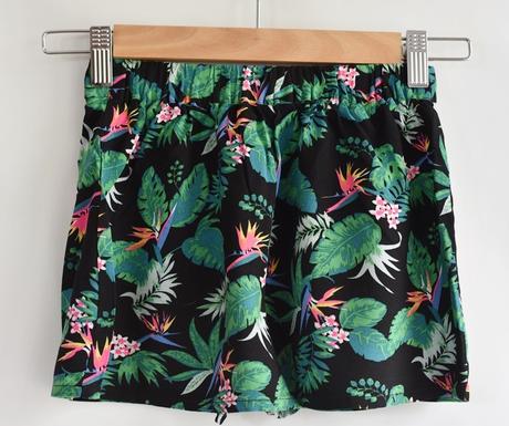 Kraťasy vel. 7 - 8 let, 128