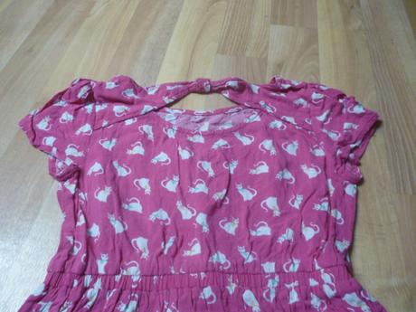 Kočičkové šaty vel. 4-6, 110