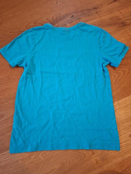 Vrchní díl pyžamka č.134/140, 134