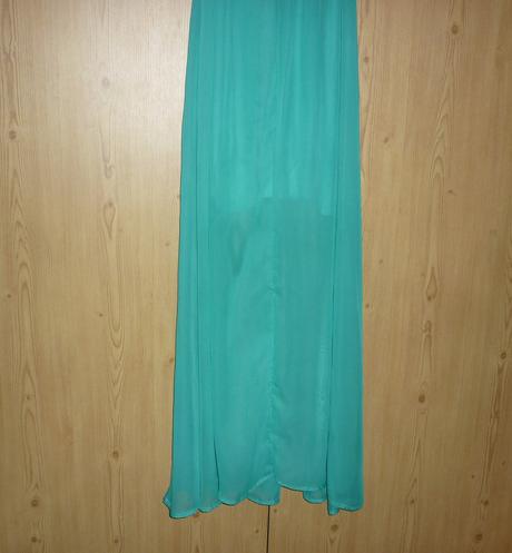 Zelené dlouhé šaty se zlatým páskem made in italy, s