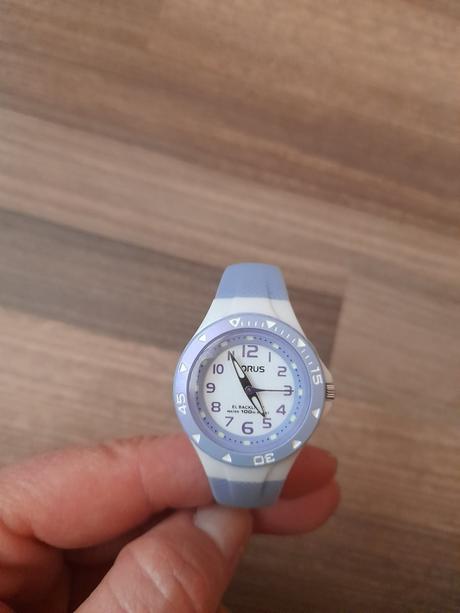 Dívčí sportovní hodinky, 