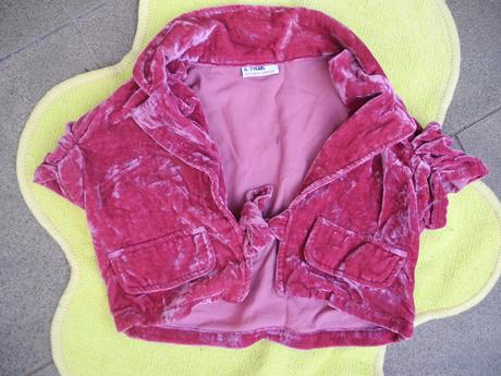 Sametové bolerko, 122