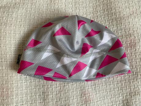 Běžecká/sportovní čepice, obvod 49 cm, zn. runto,